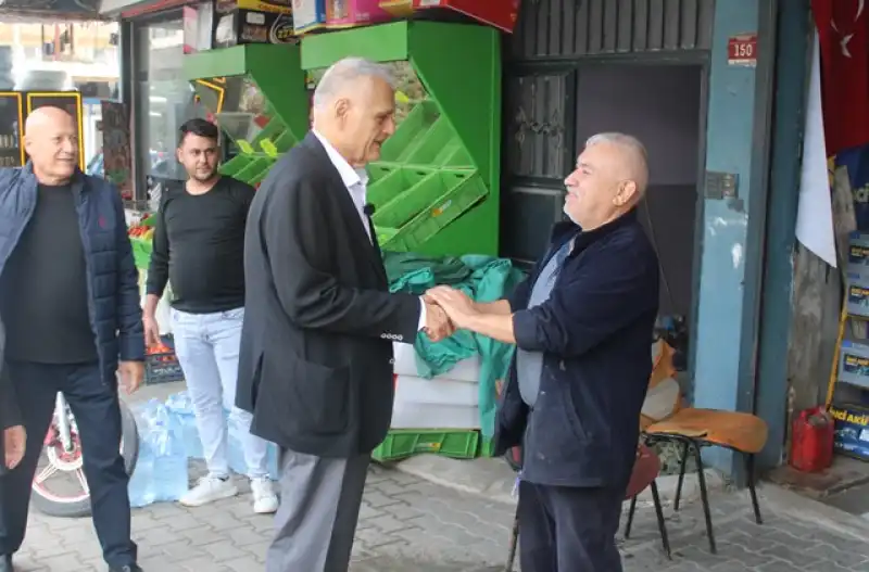 HATSO BAŞKANI HİKMET ÇİNÇİN ALTINÖZÜ ESNAFIYLA BİR ARAYA GELDİ