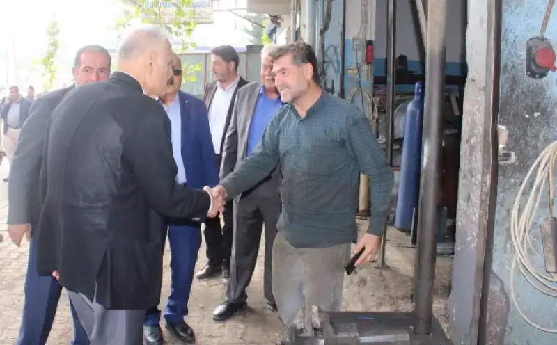 HATSO BAŞKANI HİKMET ÇİNÇİN ALTINÖZÜ ESNAFIYLA BİR ARAYA GELDİ