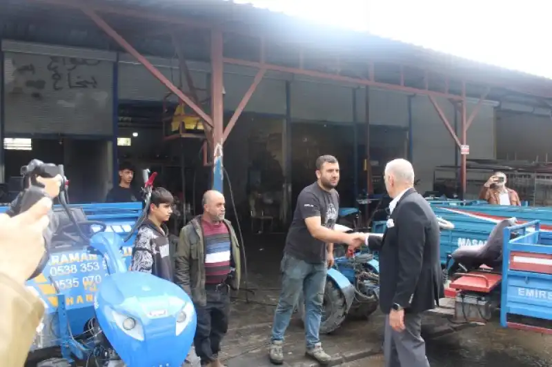 HATSO BAŞKANI HİKMET ÇİNÇİN ALTINÖZÜ ESNAFIYLA BİR ARAYA GELDİ