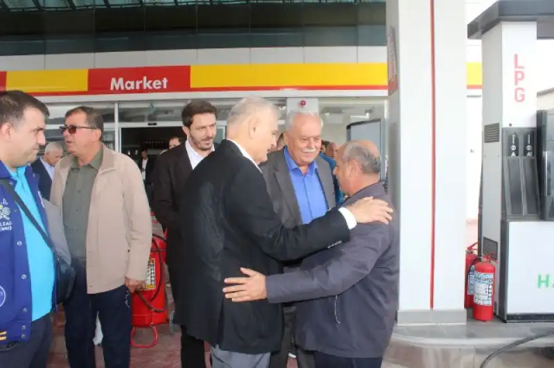 HATSO BAŞKANI HİKMET ÇİNÇİN ALTINÖZÜ ESNAFIYLA BİR ARAYA GELDİ