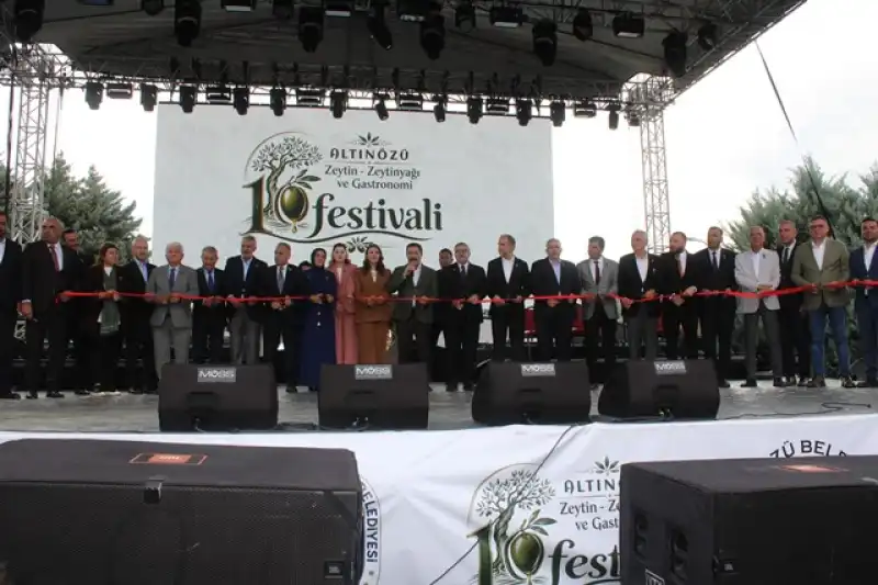 ALTINÖZÜ FESTİVALLE COŞTU…