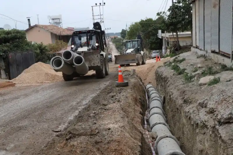 HATSU Yayladağı Karaköse’de 30 Yıllık Kanalizasyon Hattını Yeniliyor