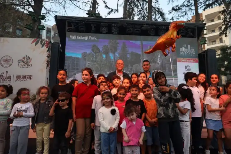 Başkan Yapar, Gastro Antakya Kültür Ve Gastronomi Festivali’nde Vatandaşlarla Buluştu