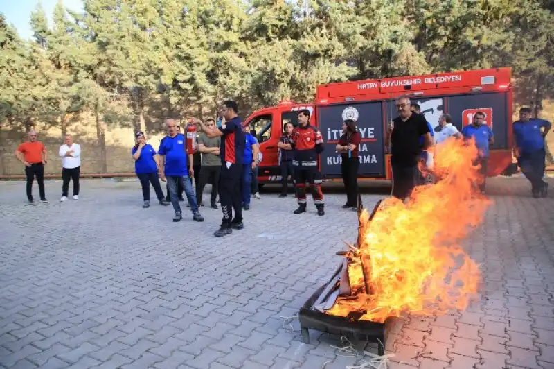 HBB İtfaiyesi Eğitim Ve Tatbikatlarla Yangın Bilinci Oluşturuyor