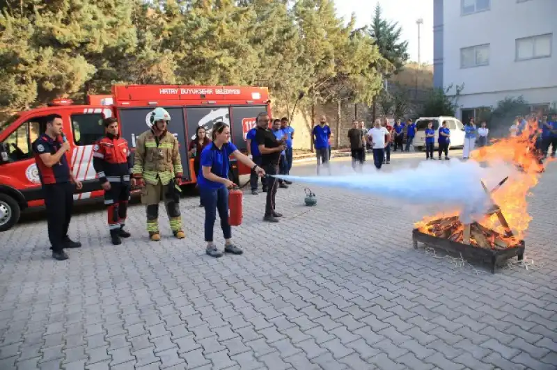 HBB İtfaiyesi Eğitim Ve Tatbikatlarla Yangın Bilinci Oluşturuyor