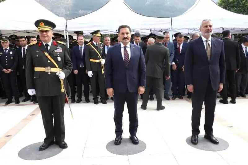 29 EKİM HATAY’DA COŞKUYLA KUTLANDI…