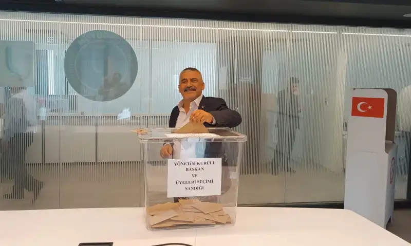 Hikmet Çinçin Güven Tazeledi, Yeni Yönetim Belirlendi!